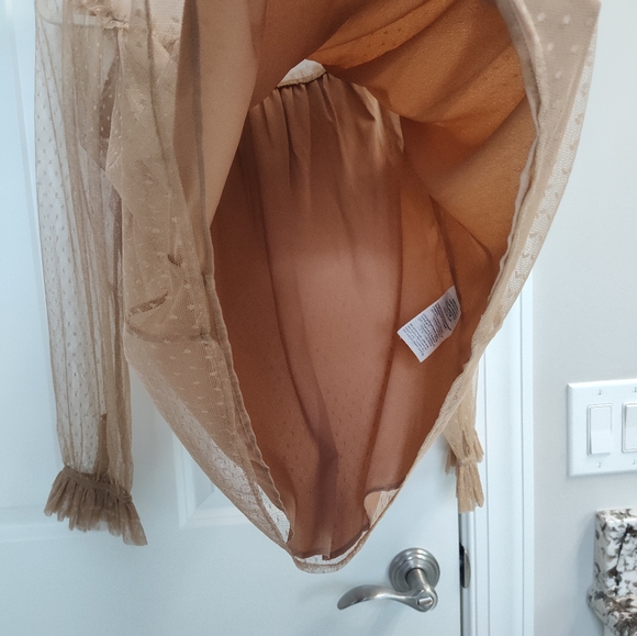 J. Crew Feminine Tan Poke A Dot Shear Tull S Long Sleeve Top - Picture 12 of 17